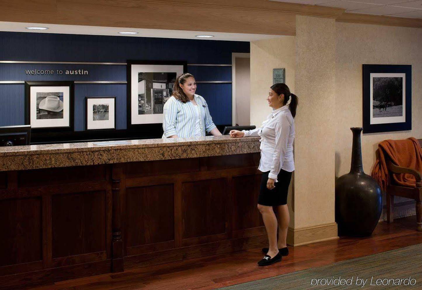 Hampton Inn Austin Nw Near The Domain Exterior foto